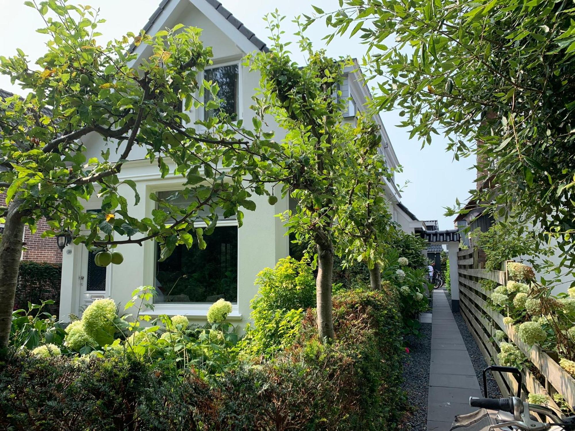 Appelbloesem Bergen Exterior foto